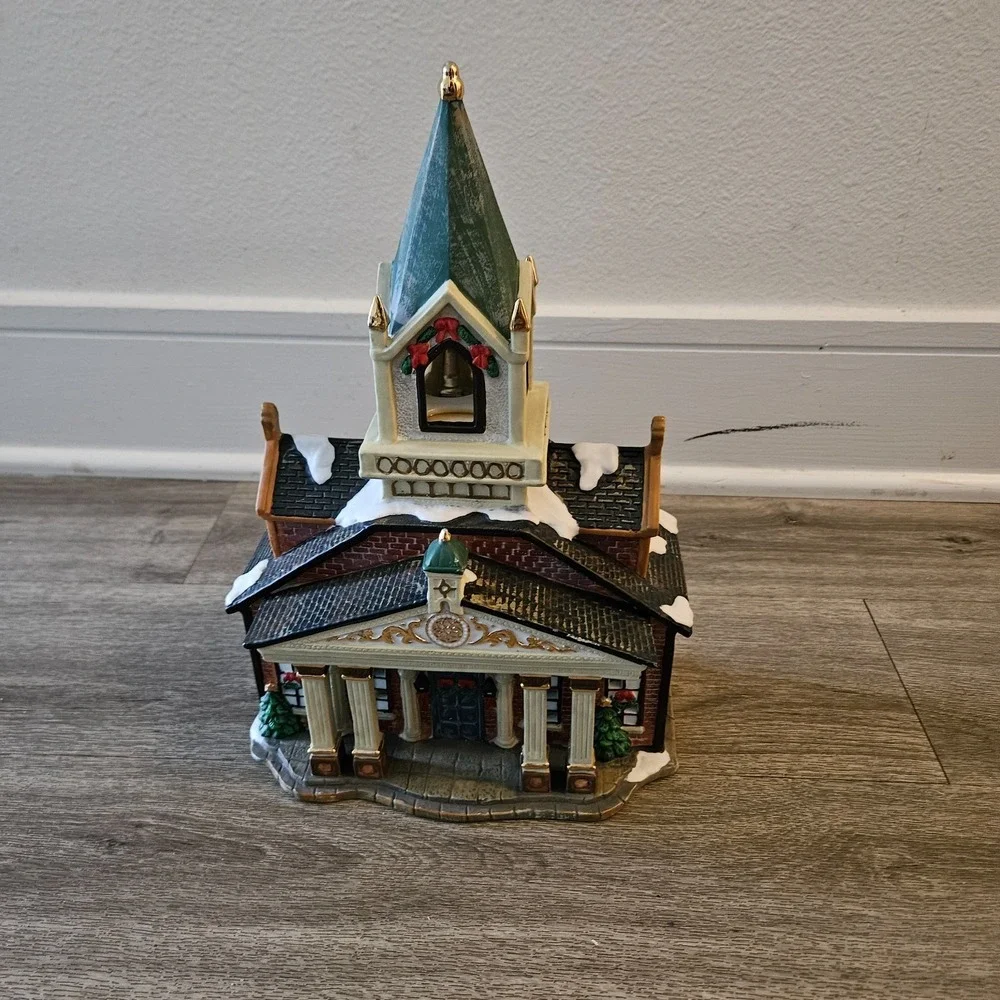 Galleria Christmas Village Hand  Painted  Church ‎ Holiday  Porcelain DAMAGED